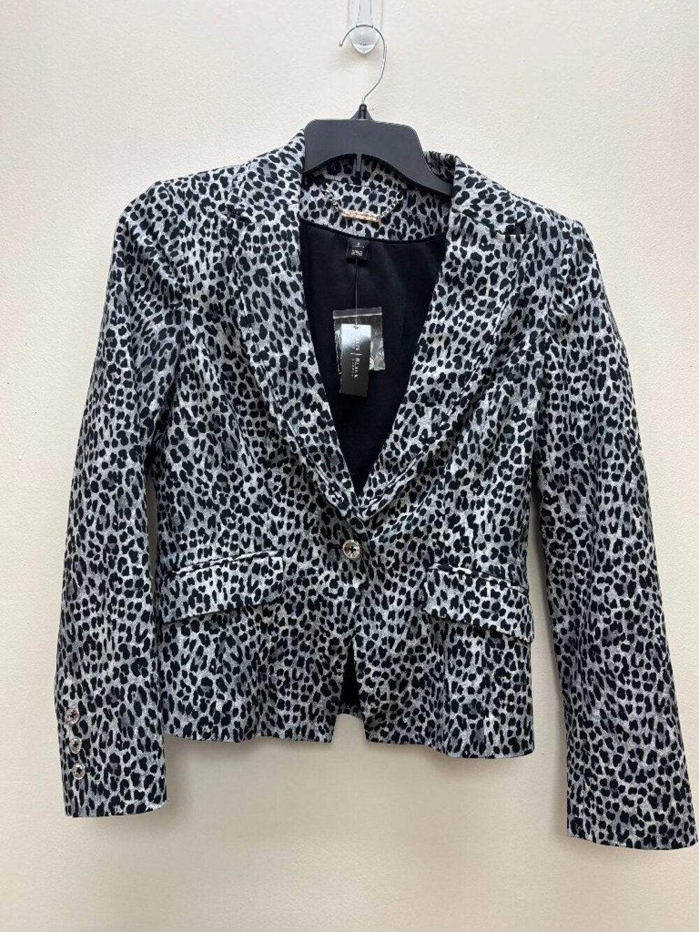 New White House Black Market Snow Leopard Print Blazer Jacket
